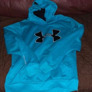 Under armour sweatshirt